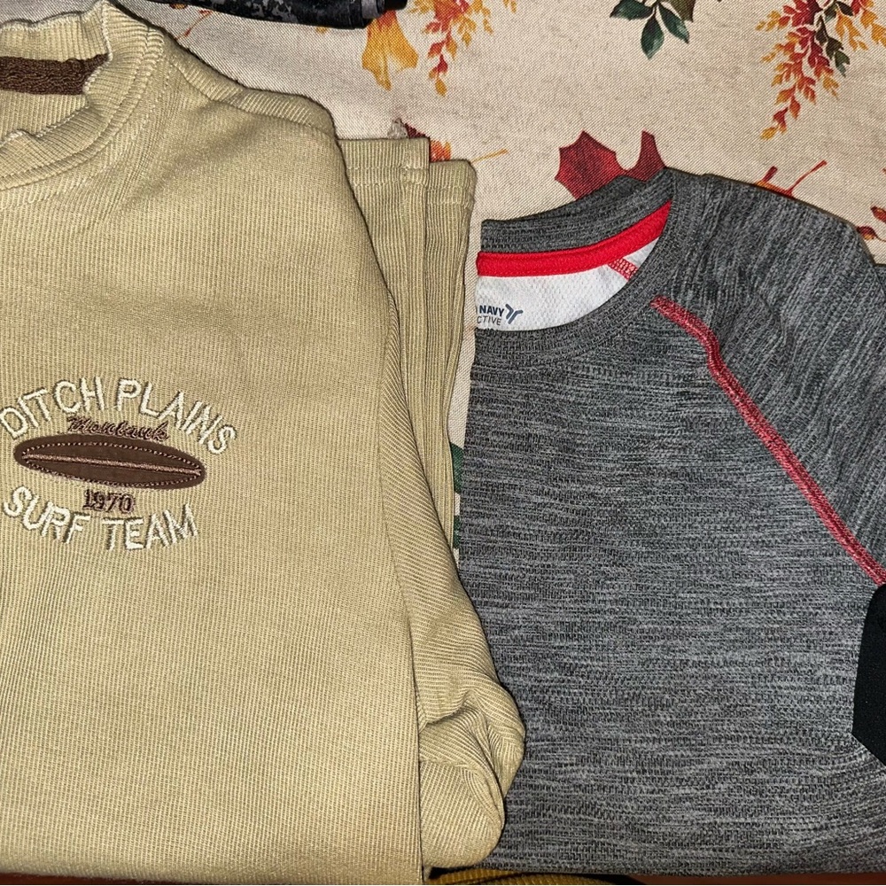 Boys clothing bundle lot. 10/12 youth - Picture 7 of 9